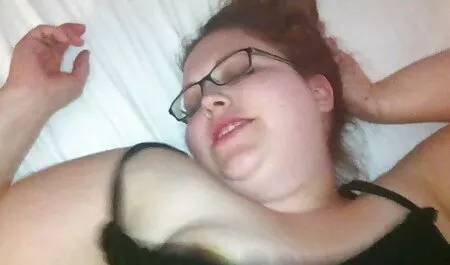 - gleda golog xxx online filme čovjeka