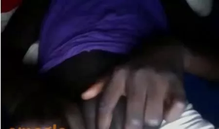 4. Tinejdžer se igra s vibratorom, a zatim s porno gratis movie velikim crnim bonerom