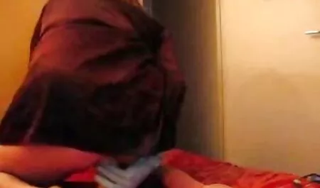 Ona nije kurva, ona je pijetao film gratis xxxl ljubavnika