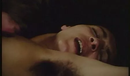 Jako vruće erotic film online gratis pičke brinete jedu i OFP