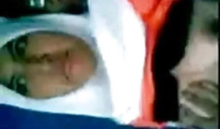 Plavokosa nova potno zot pridošlica donnas pička bič