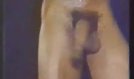 Gola Carly Montana u požudi u svemir porno gratis xxx free