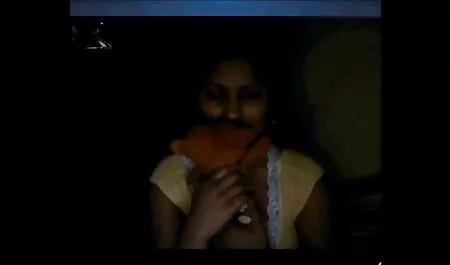 Lola Venom jebe joj mladu mačku s dildom video sex gratis xxx