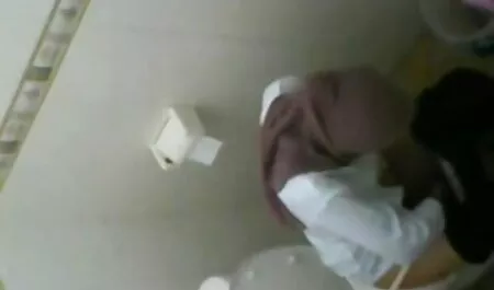 Radi li vaš gf? sisati mu lopte un film pono dok igra - 22